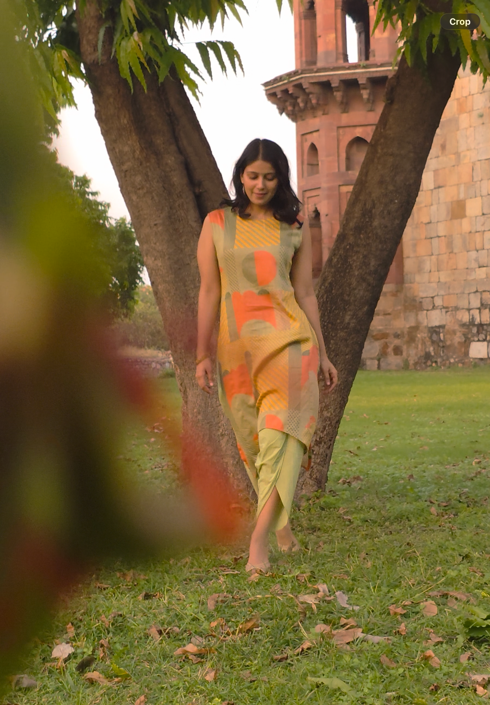 Sleeveless Jam Cotton Kurta designed in a modern C-style - Image 7